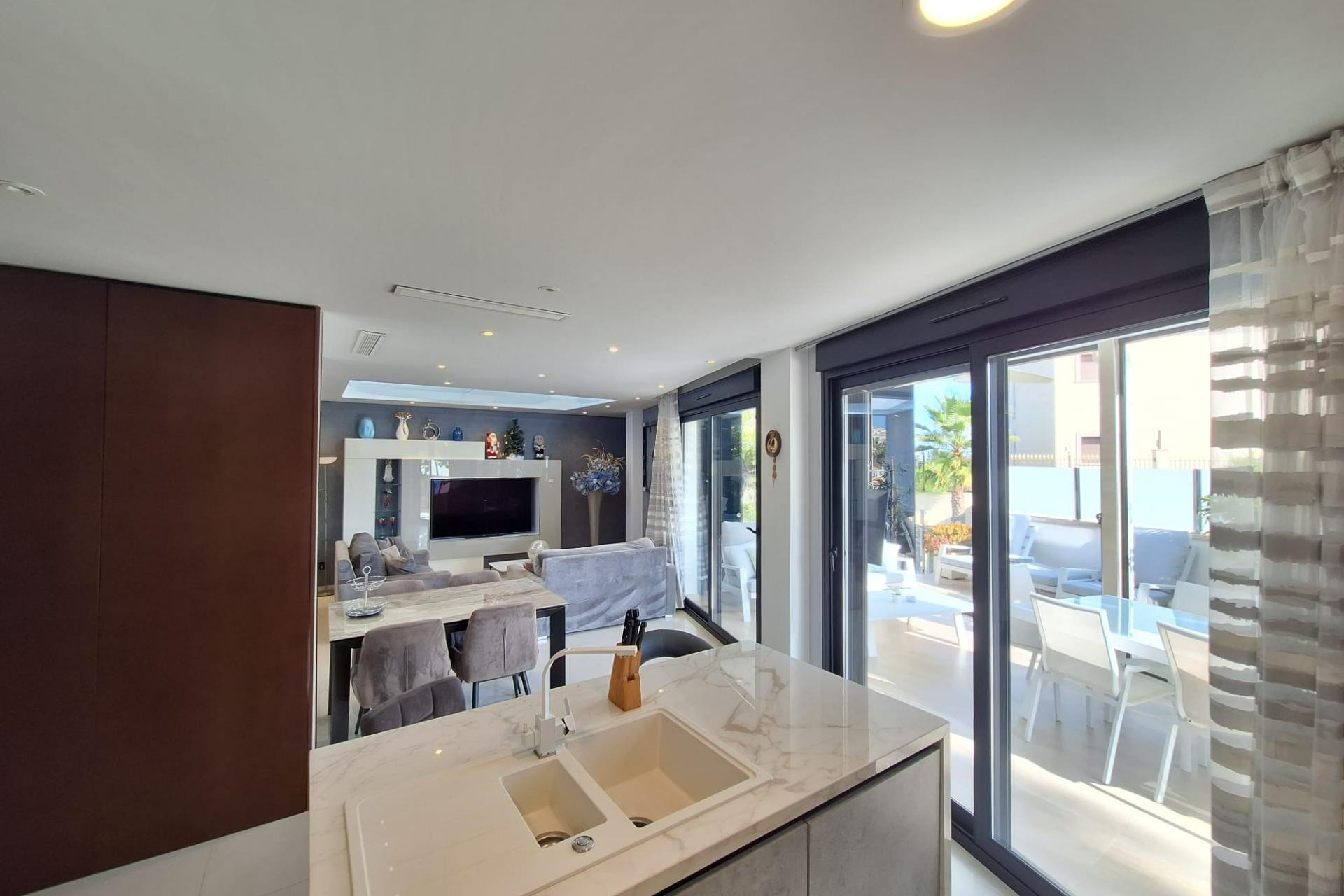 Revente - Maison de ville - Orihuela Costa - Villamartín-Las Filipinas