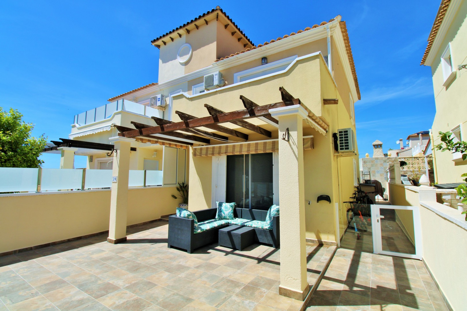 Revente - Maison de ville - Villamartin