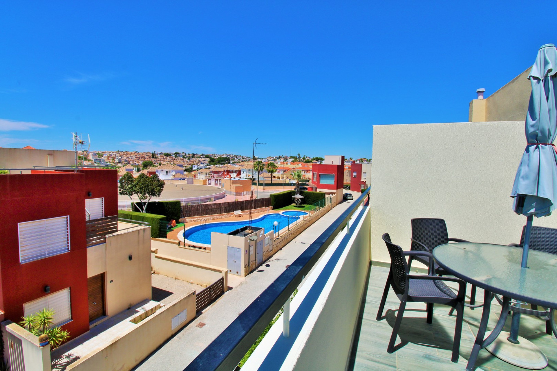 Revente - Maison de ville - Villamartin