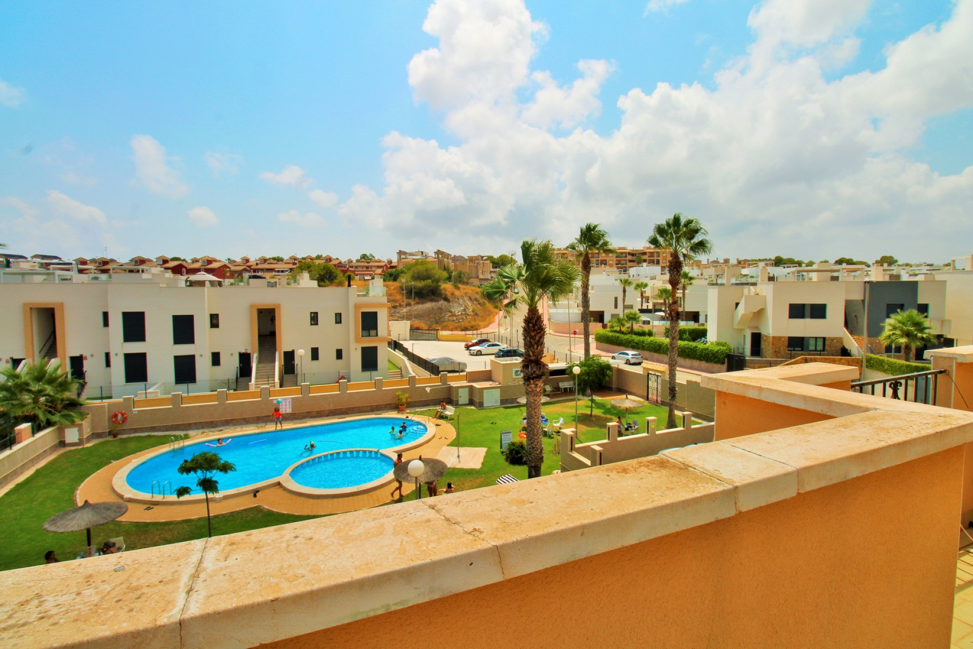 Revente - Maison de ville - Villamartin