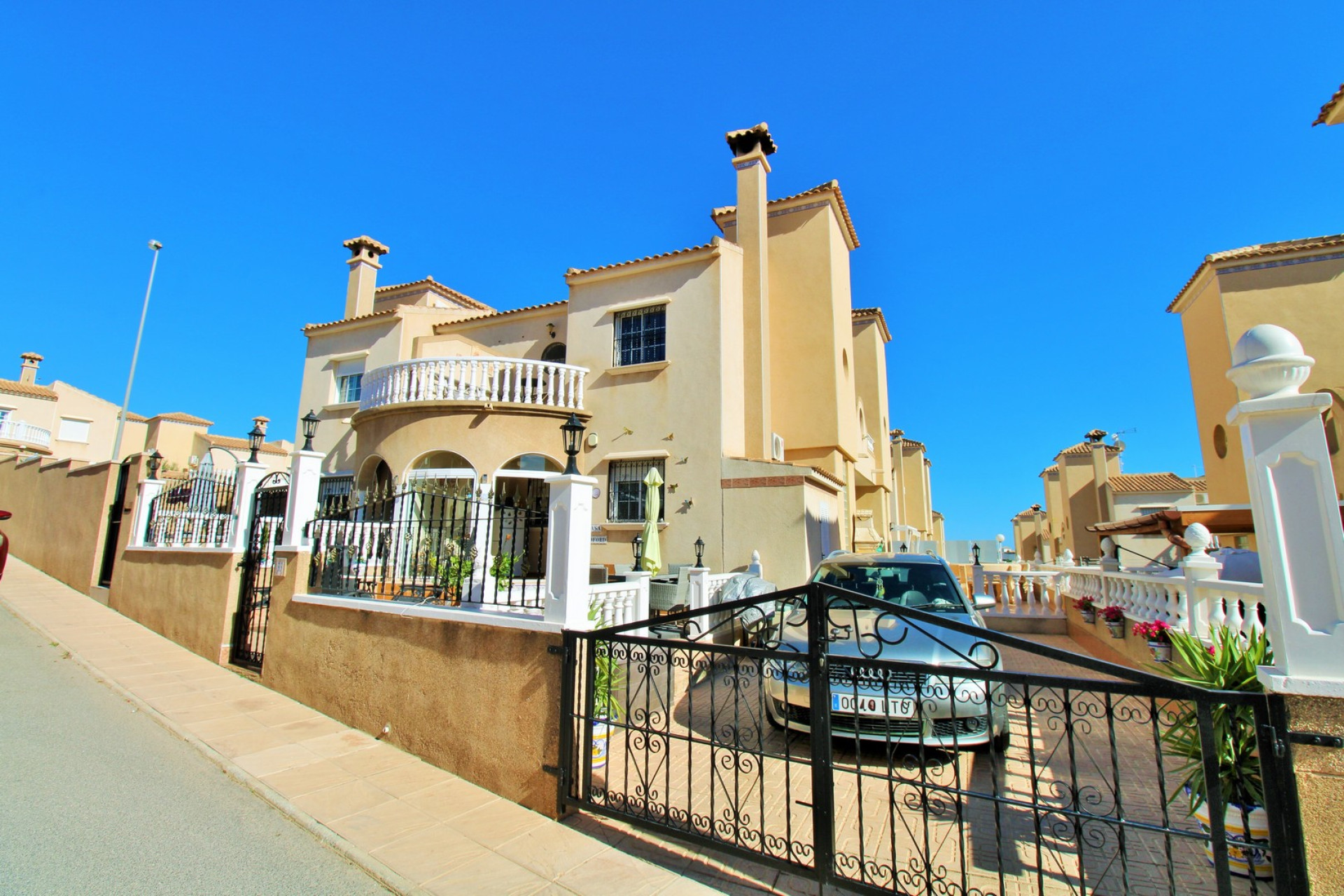 Revente - Maison de ville - Villamartin