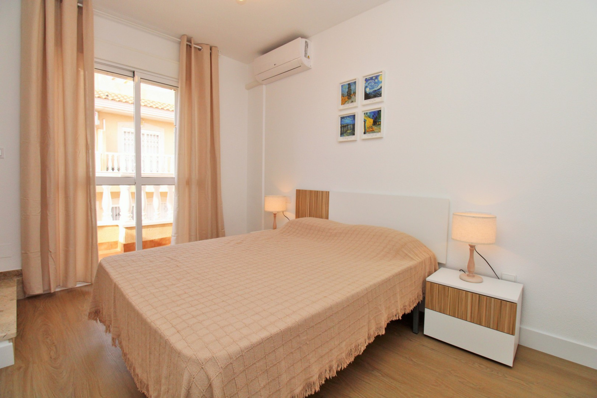 Revente - Maison de ville - Villamartin