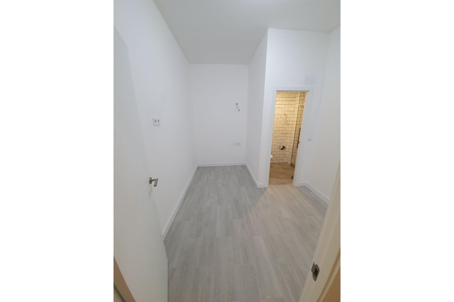 Revente - Oficina - Alicante - Los ángeles