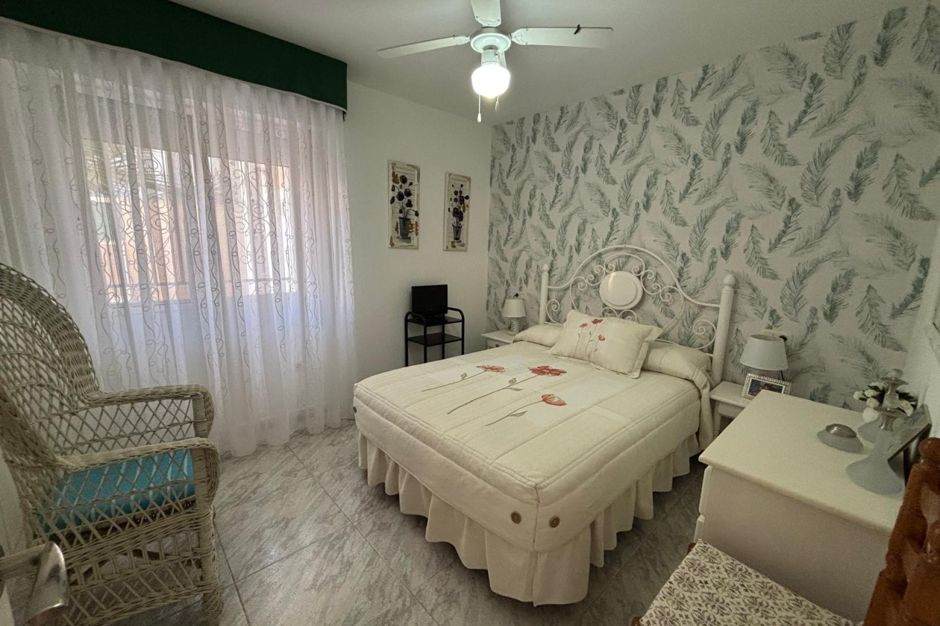 Revente - Pareado - Torrevieja - Carrefour