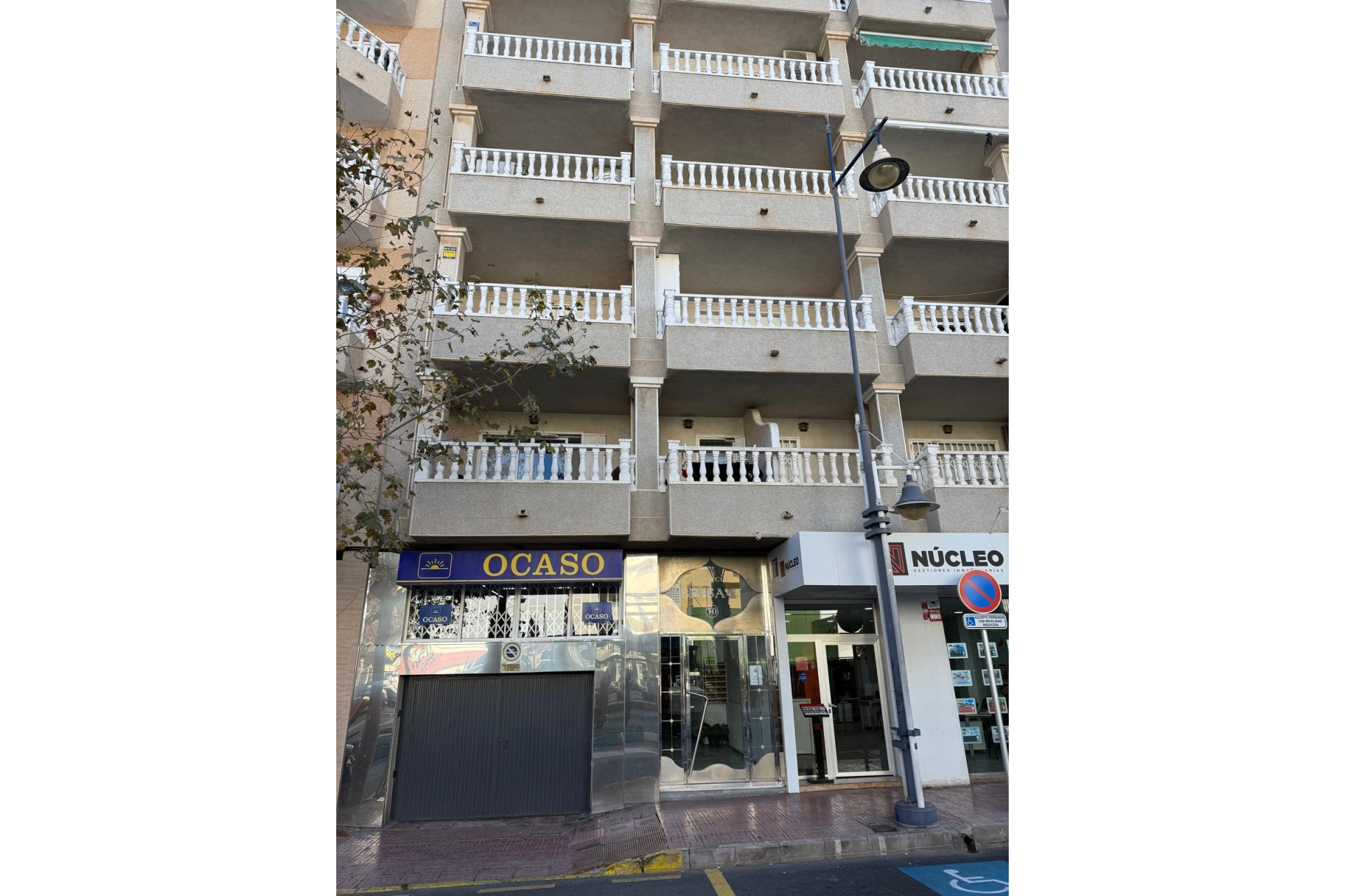 Revente - Parking - Torrevieja - Estacion de autobuses