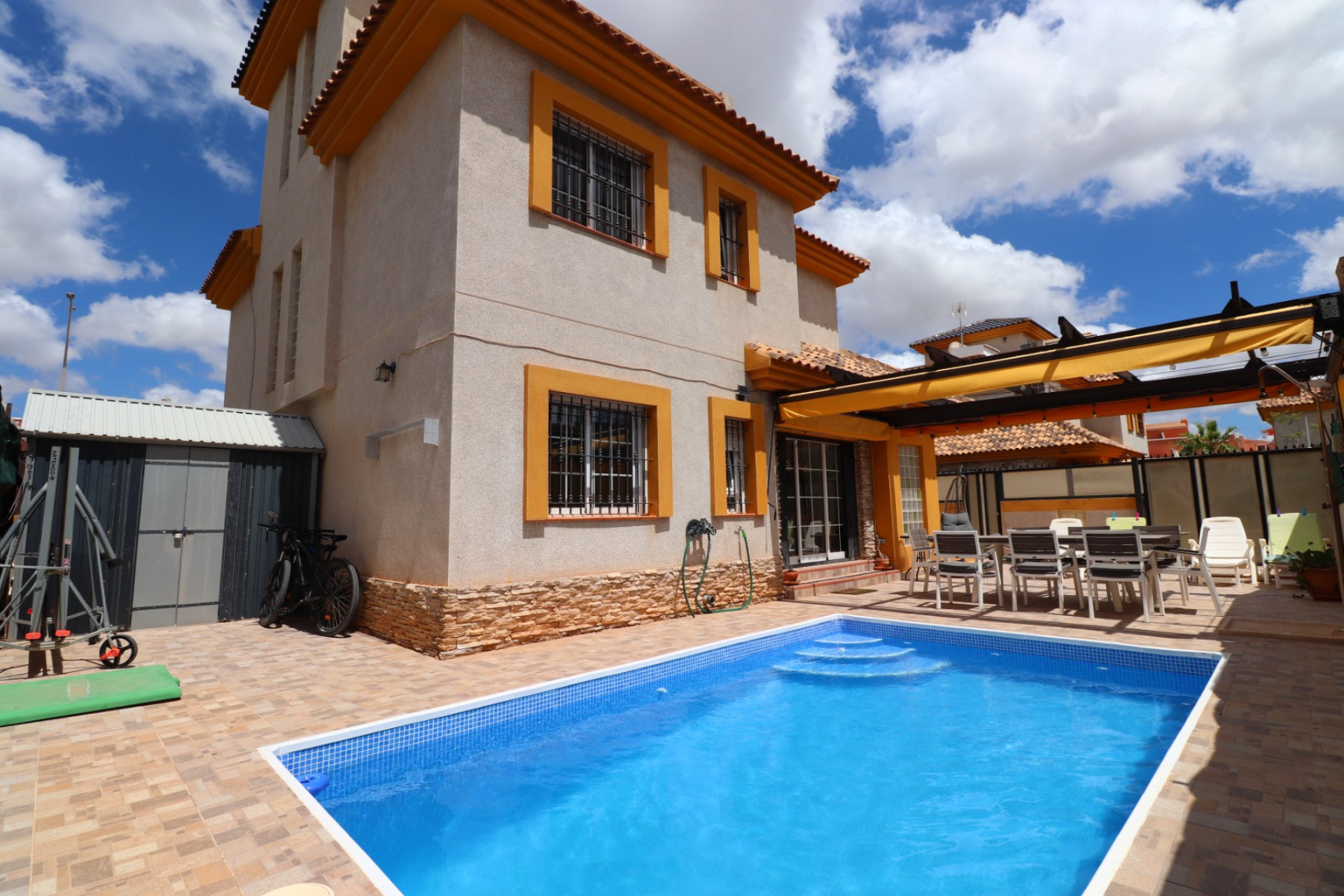 Revente - Semi Detached Villa - Los Montesinos - La Herrada