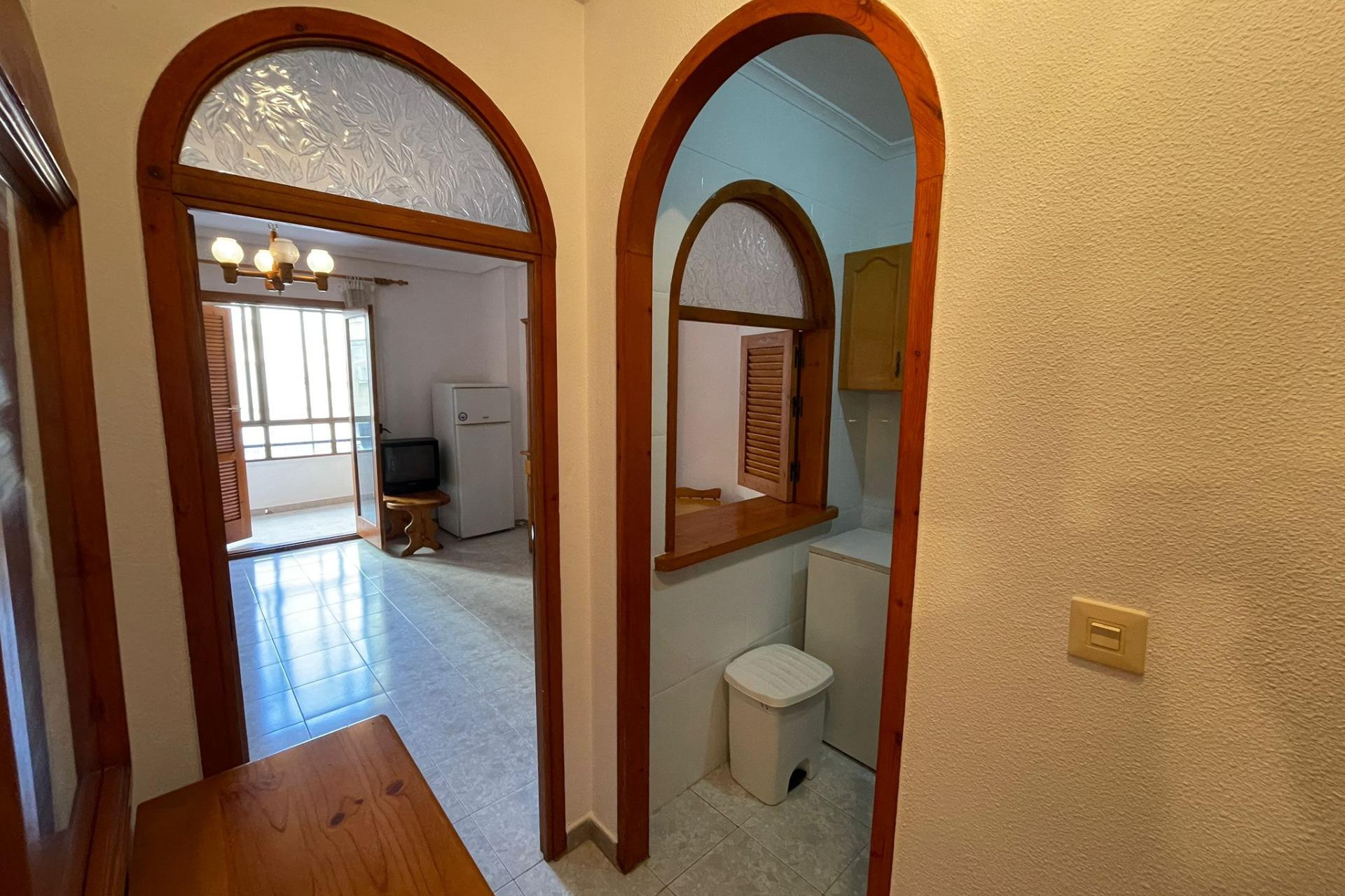 Revente - Studio - Torrevieja - Estacion de autobuses