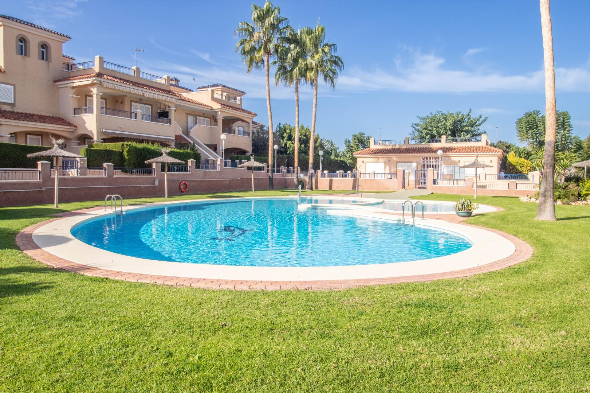 Revente - Terraced house - Pilar de la Horadada - Mil Palmeras