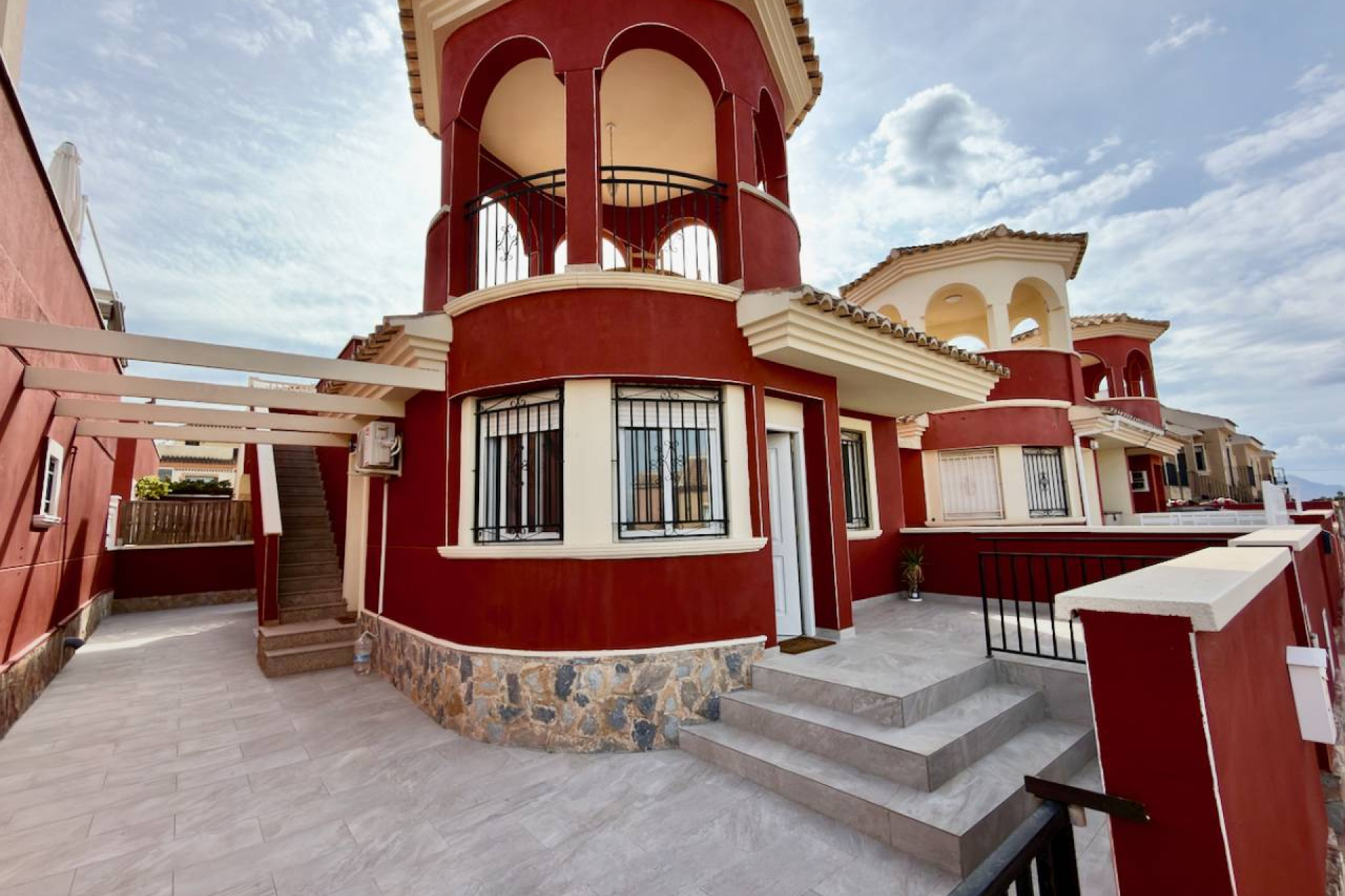 Revente - Villa - Daya Nueva