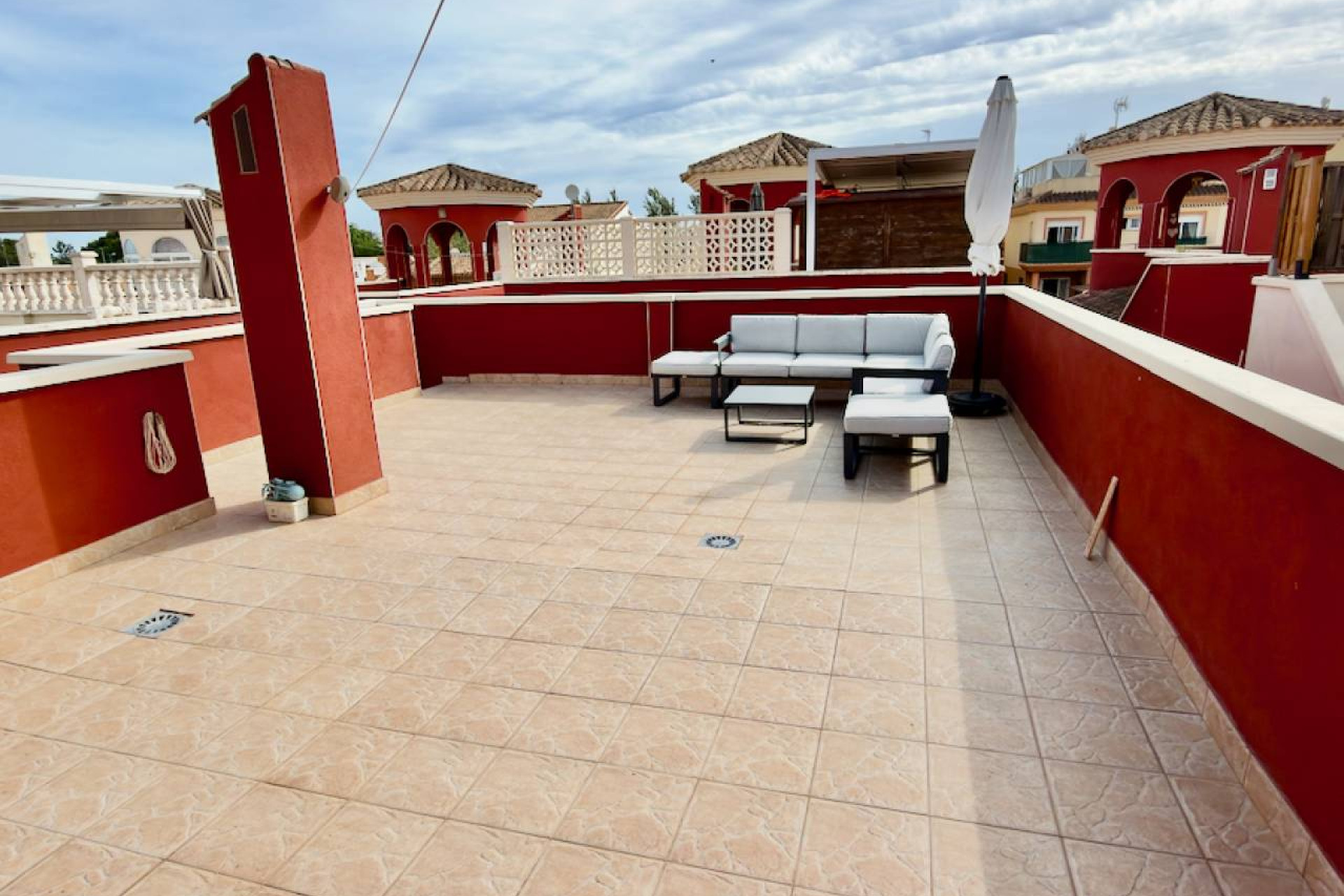 Revente - Villa - Daya Nueva