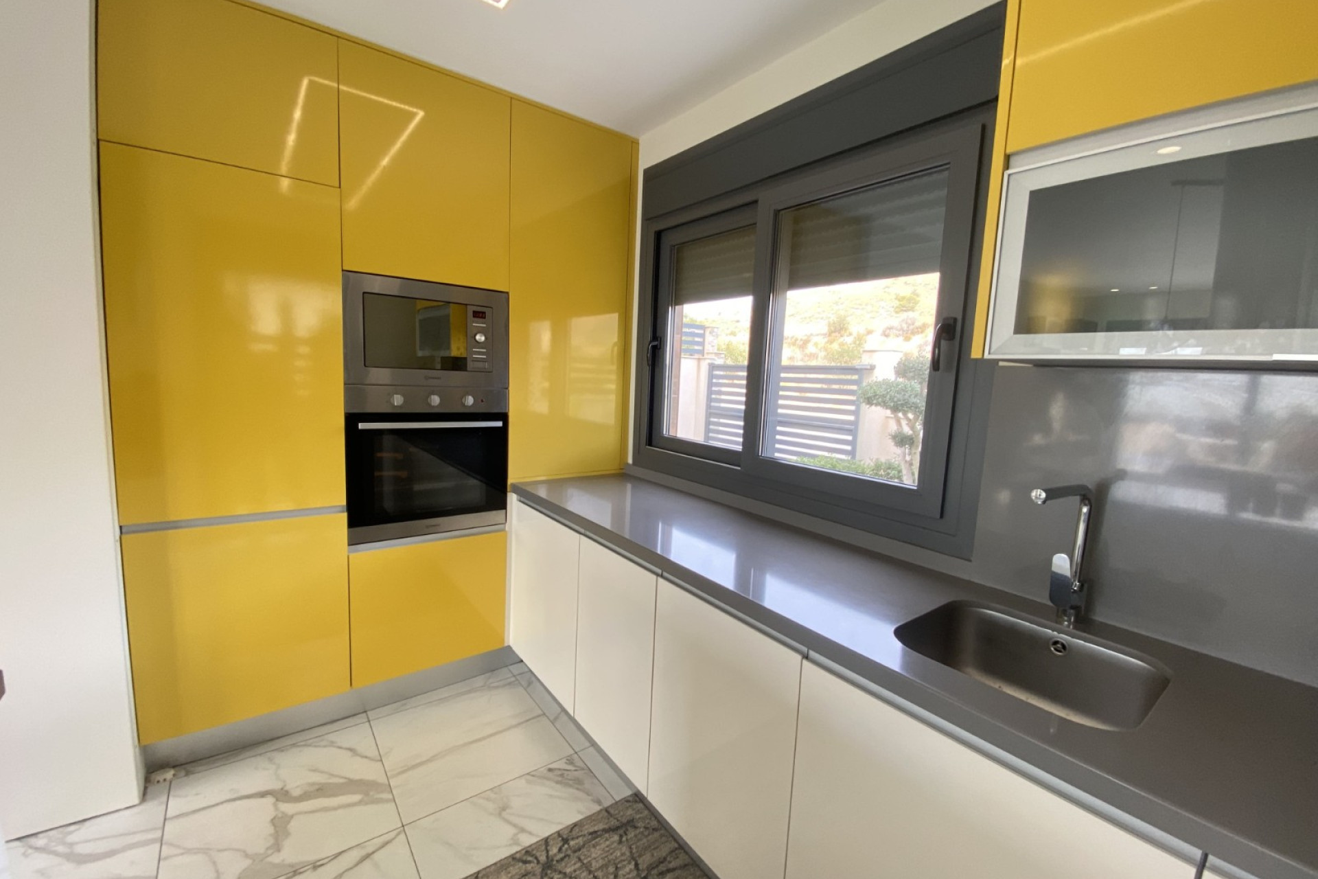 Revente - Villa - Finestrat - Finestrat Urbanizaciones