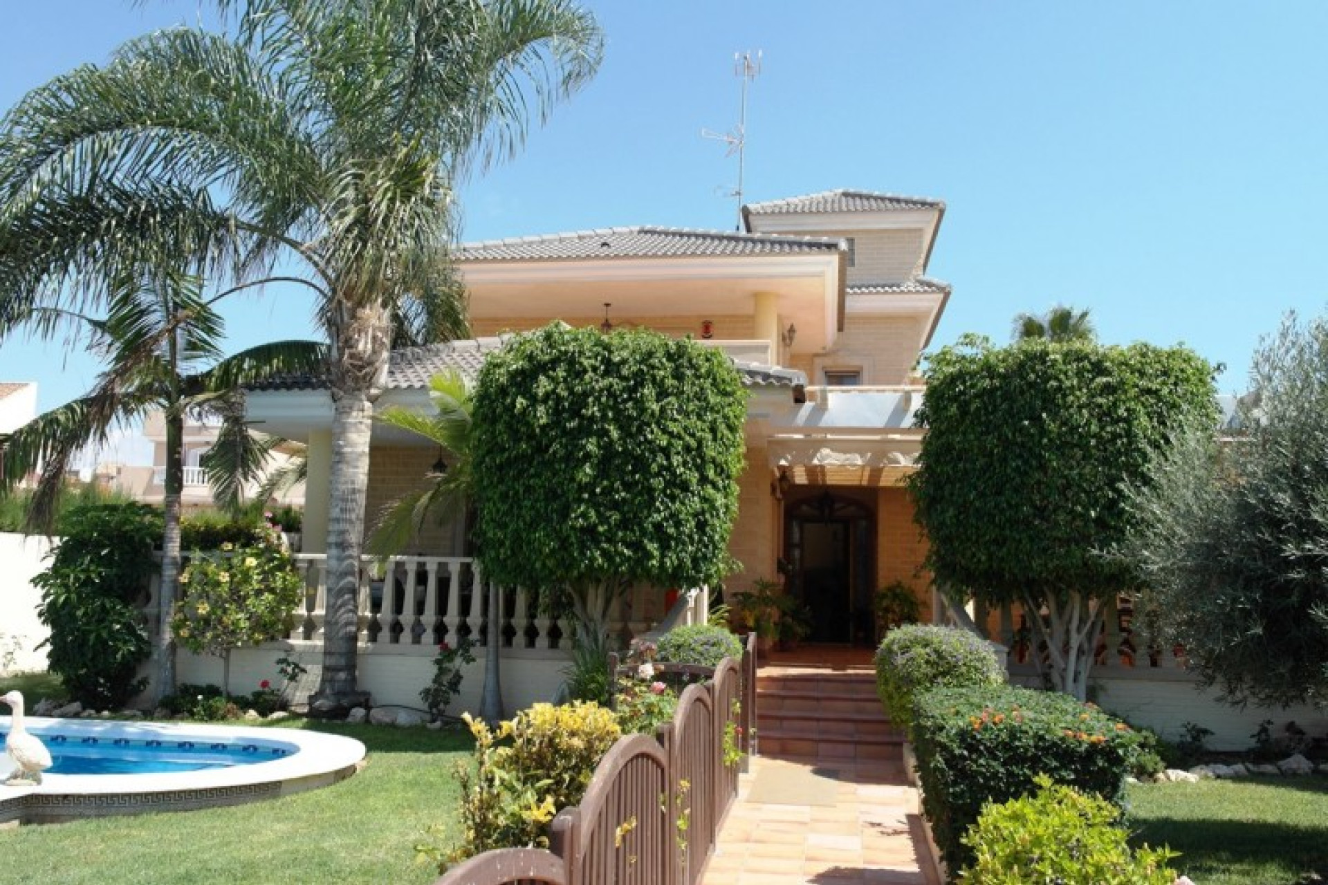 Revente - Villa for sale - Torrevieja - Aguas Nuevas