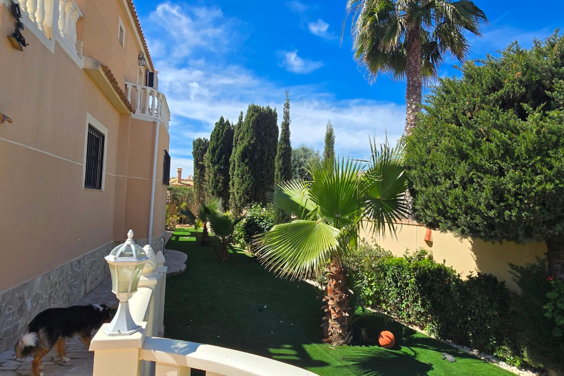 Revente - Villa for sale - Torrevieja - El Chaparral