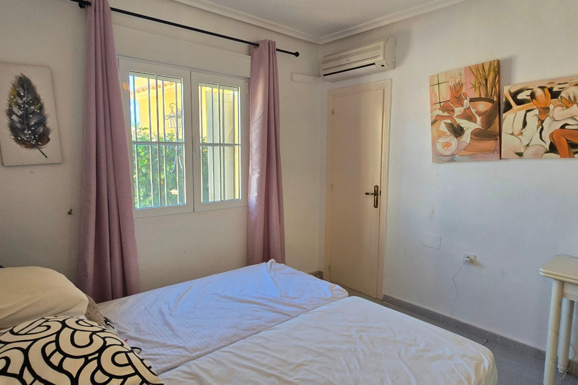 Revente - Villa for sale - Torrevieja - El Chaparral