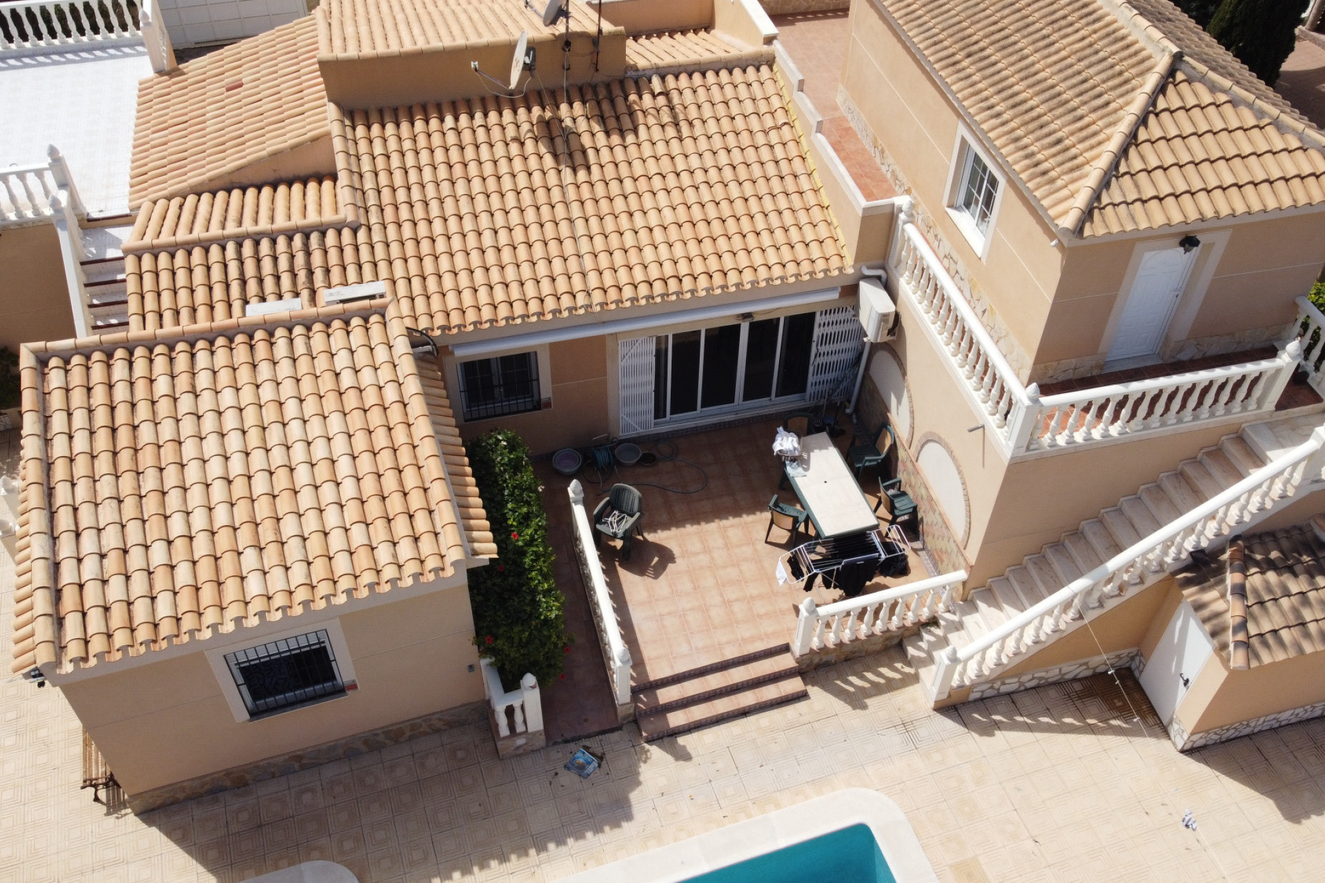 Revente - Villa for sale - Torrevieja - El Chaparral