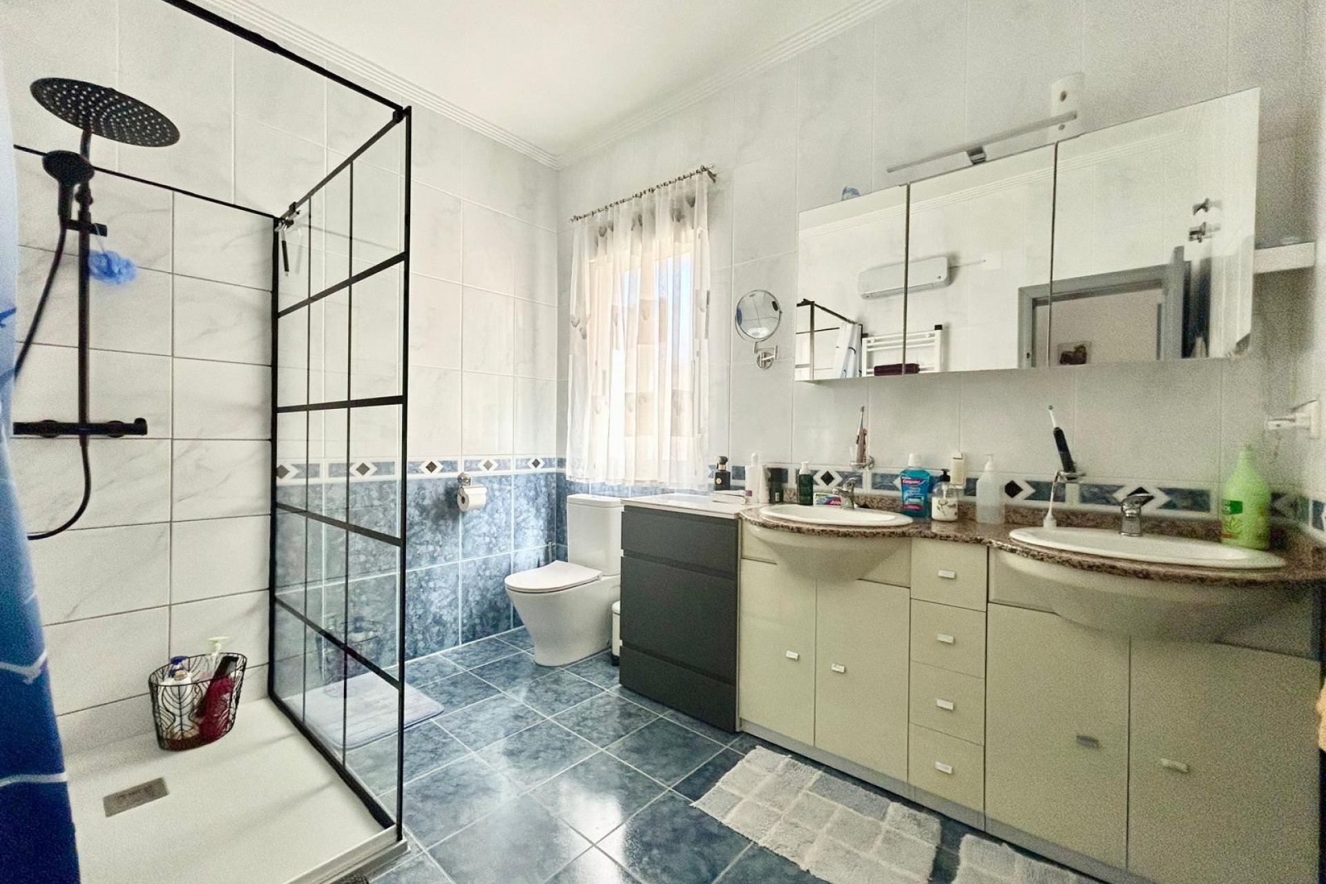 Revente - Villa for sale - Torrevieja - La Siesta