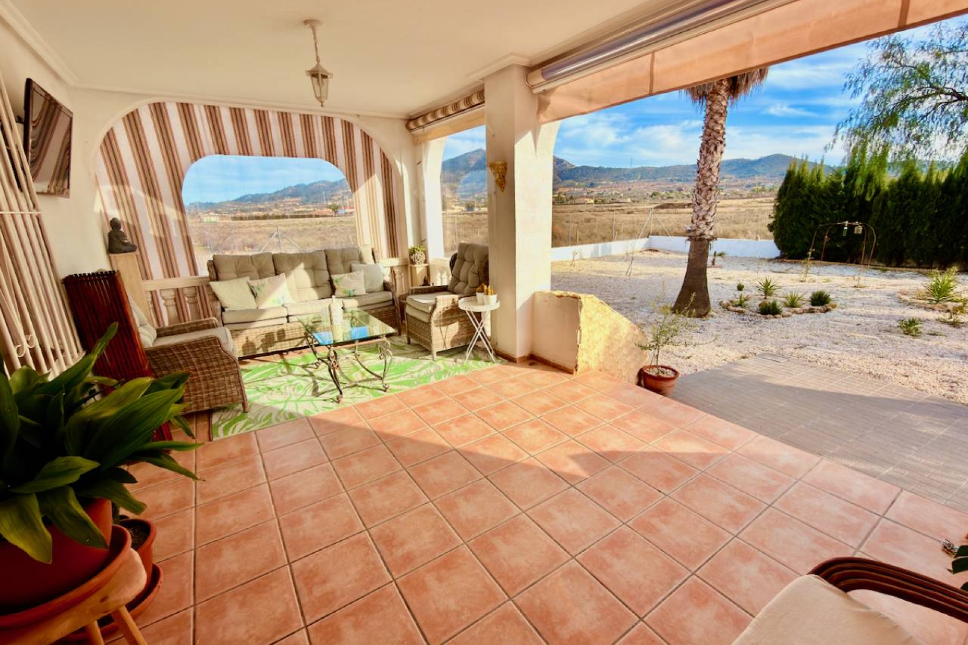 Revente - Villa - Hondón de las Nieves