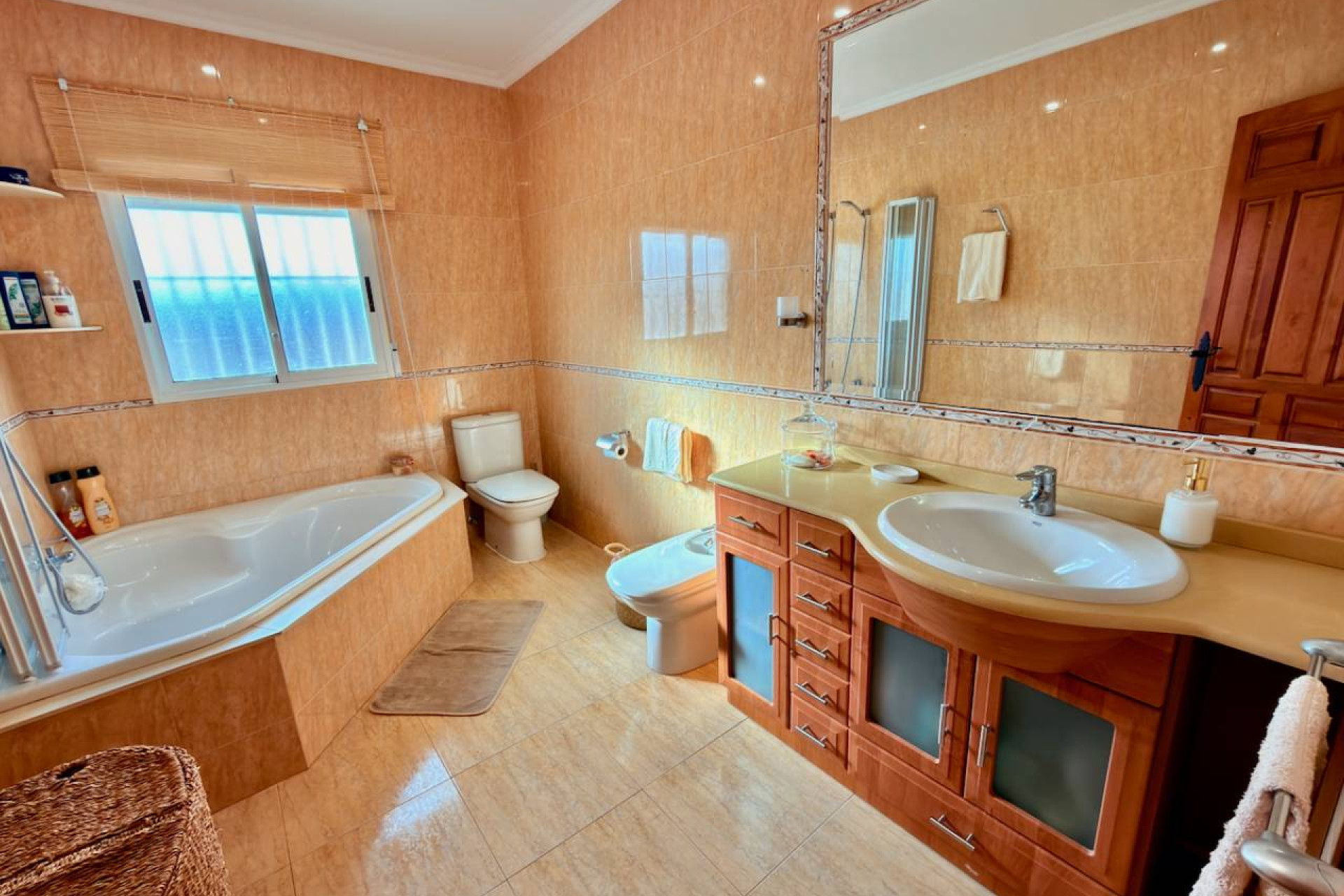 Revente - Villa - Hondón de las Nieves