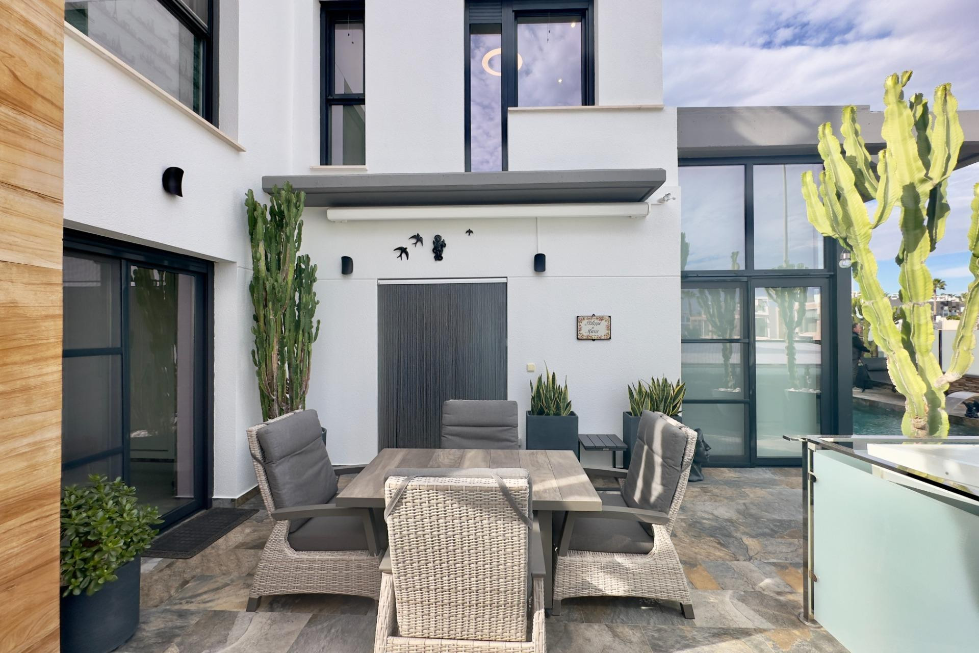 Revente - Villa - Orihuela Costa - Lomas de Cabo Roig