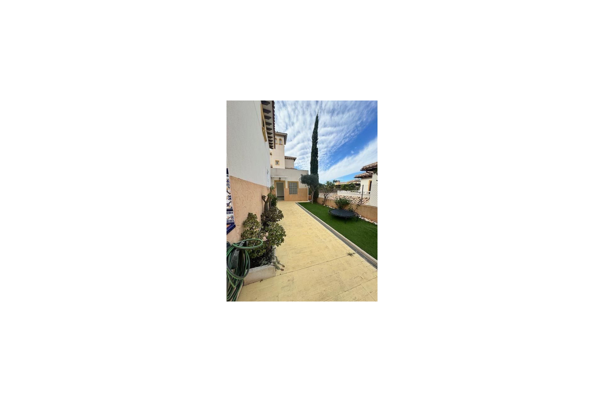 Revente - Villa - Orihuela Costa - Montezenia