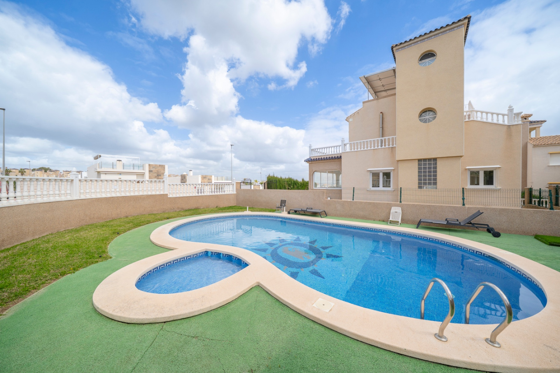 Revente - Villa - Orihuela Costa - PAU 26