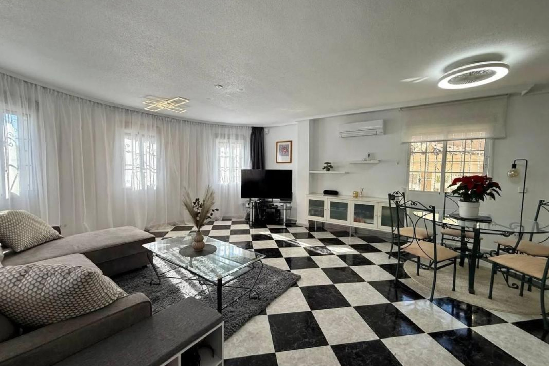 Revente - Villa - Orihuela