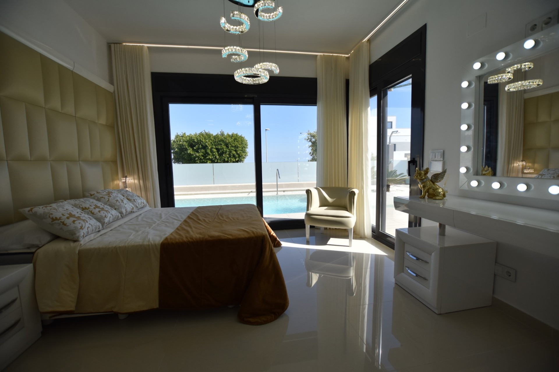 Revente - Villa - San Miguel de Salinas