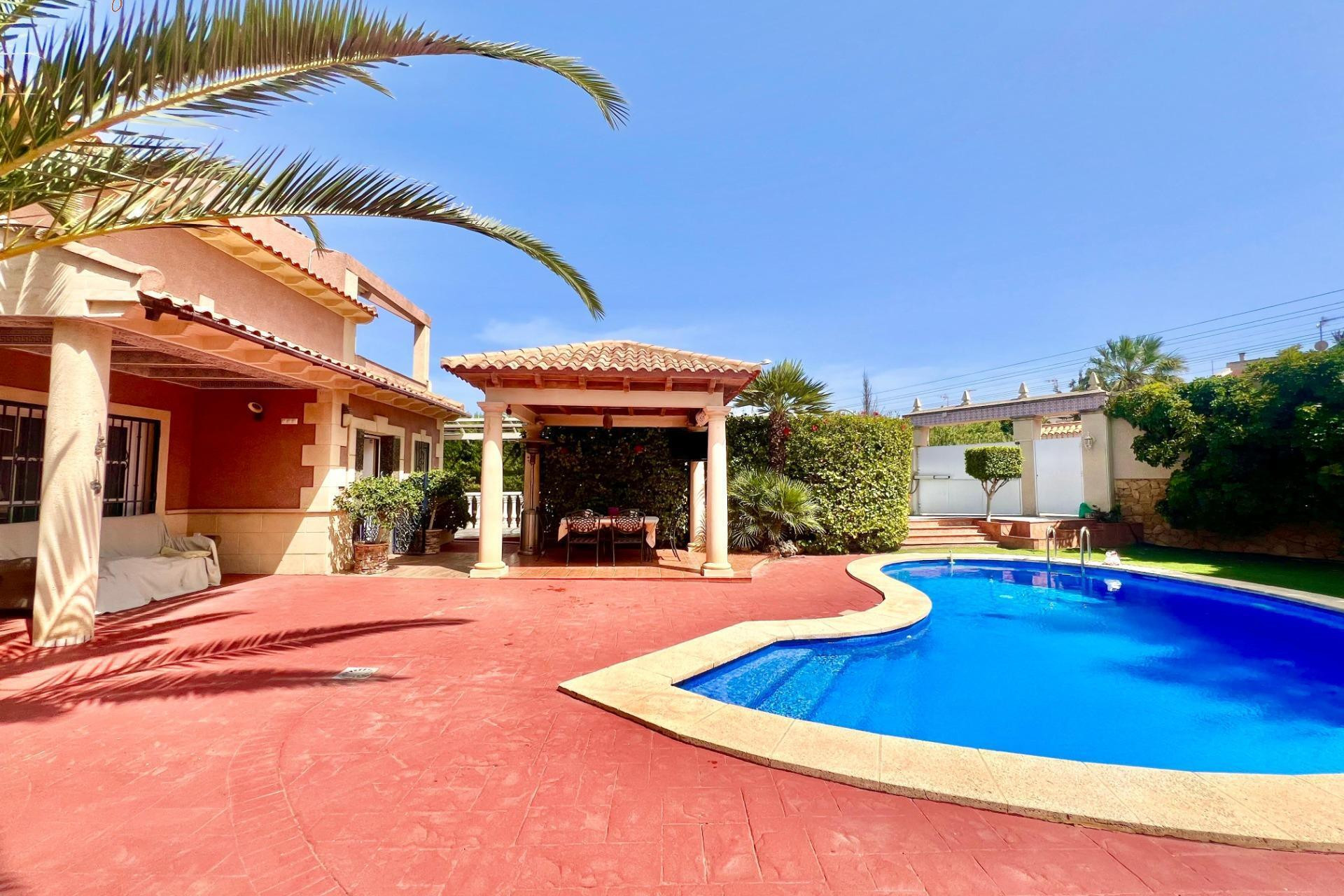 Revente - Villa - Torrevieja - Los Balcones - Los Altos del Edén