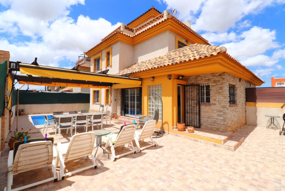 Semi Detached Villa - Resale - Los Montesinos - La Herrada