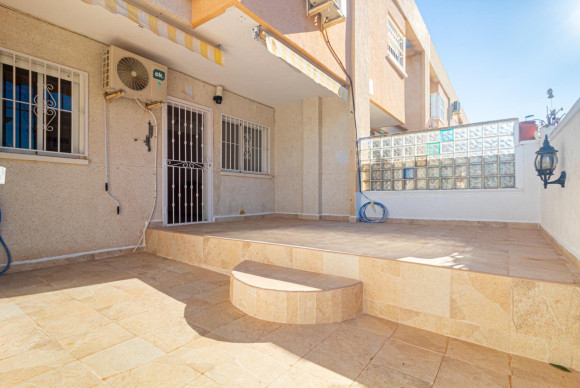 Terraced house - Revente - Torrevieja - JJPAN-18733
