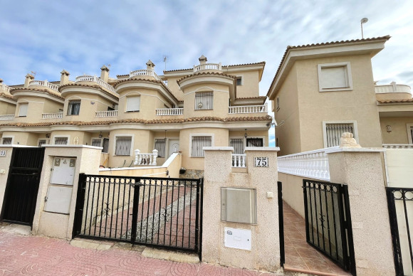 Townhouse - Resale - Ciudad Quesada - Lo Marabu
