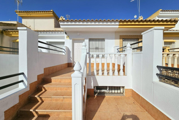 Townhouse - Resale - Sucina - Sucina
