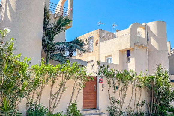 Townhouse - Resale - Torrevieja - Doña Ines