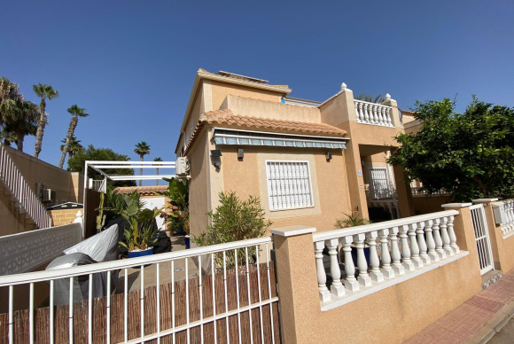 Townhouse - Resale - Torrevieja - El limonar