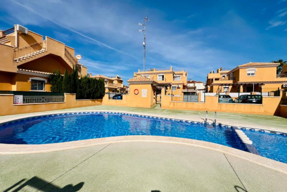 Townhouse - Resale - Torrevieja - torrevieja