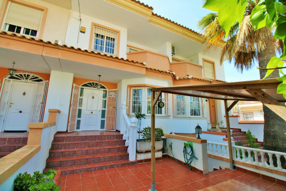 Townhouse - Resale - Villamartin - Villamartin