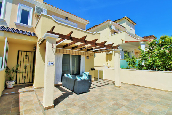 Townhouse - Resale - Villamartin - Villamartin