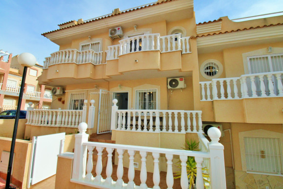 Townhouse - Resale - Villamartin - Villamartin