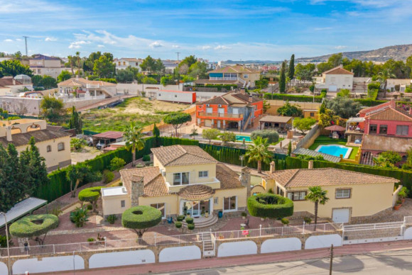 Villa - Herverkoop - Algorfa - Castillo de montemar