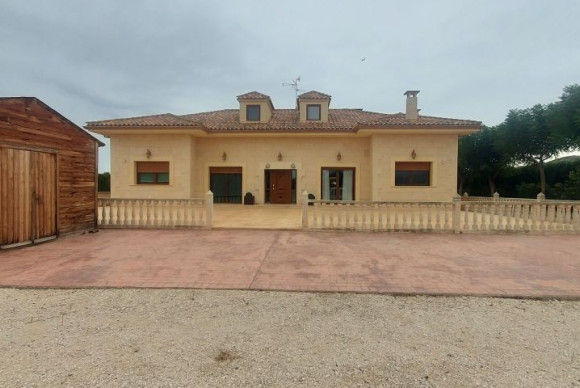 Villa - Herverkoop - Hondón de las Nieves - Hondón de las Nieves