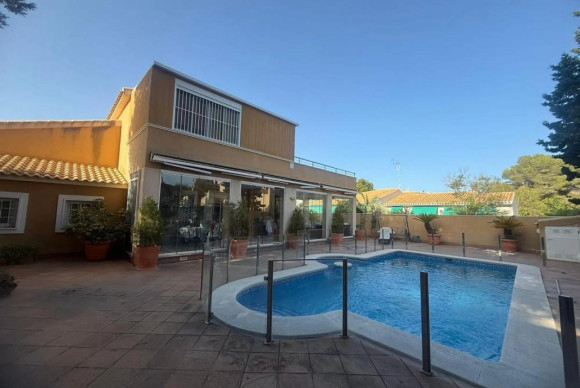 Villa - Herverkoop - Orihuela - Orihuela