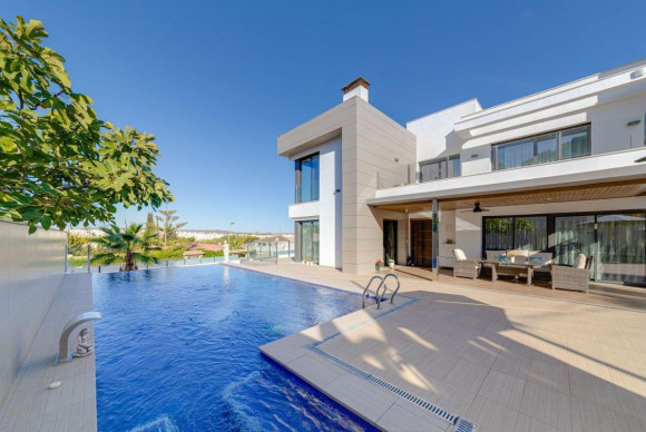 Villa - Herverkoop - Torrevieja - torrevieja