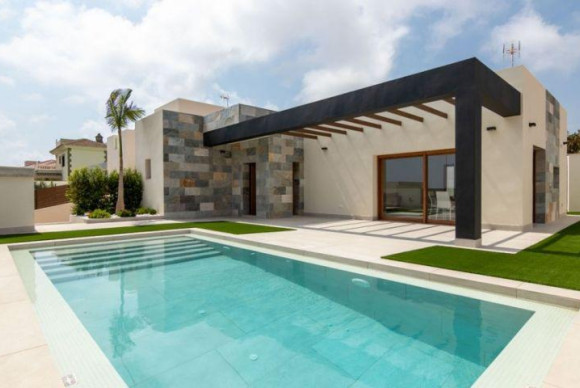 Villa - Obra nueva - Torrevieja - N3719