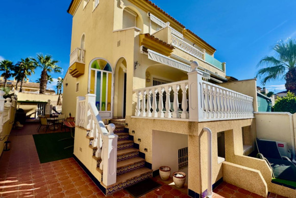 Villa - Resale - Benimar - Benimar