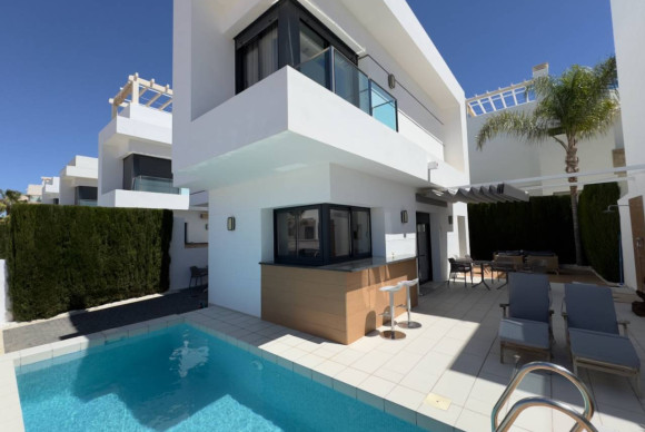 Villa - Resale - Ciudad Quesada - JJSLP-73478
