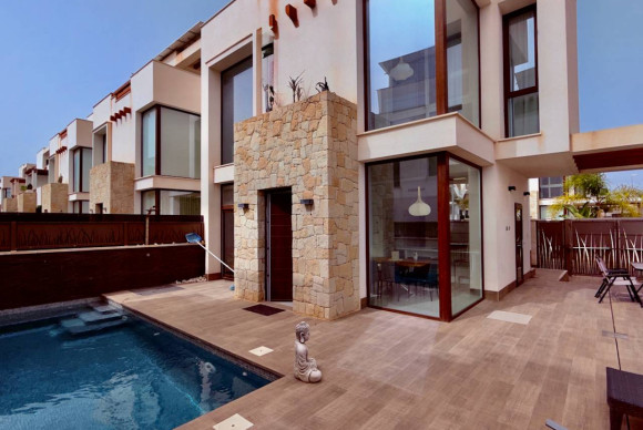 Villa - Resale - Ciudad Quesada - Pueblo Bravo