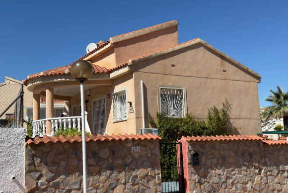 Villa - Resale - Ciudad Quesada - Rojales