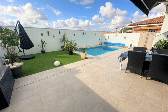 Villa - Resale - Los Alcázares - Los Alcázares