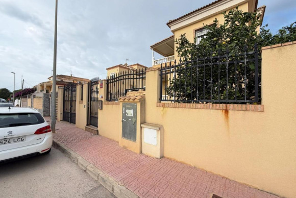 Villa - Resale - Orihuela - Orihuela