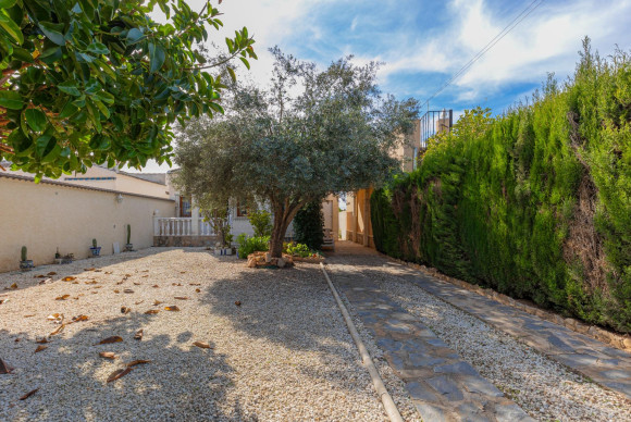 Villa - Resale - Torrevieja - La siesta